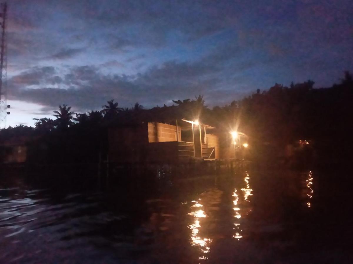 Arborek Diving Homestay R4 Besir Eksteriør bilde